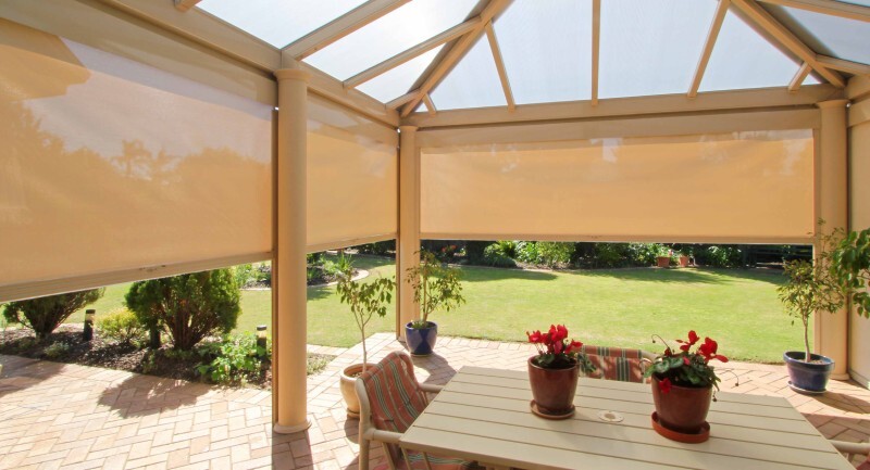 Outdoor blinds Installation